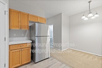 2310 NW Roseburg Terrace in Beaverton, OR - Building Photo - Building Photo