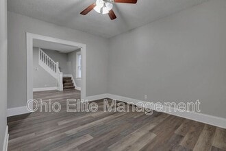 293 E Woodrow Ave in Columbus, OH - Building Photo - Building Photo