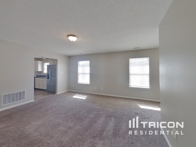 3741 Gray Heather Ln in Whitestown, IN - Building Photo - Building Photo