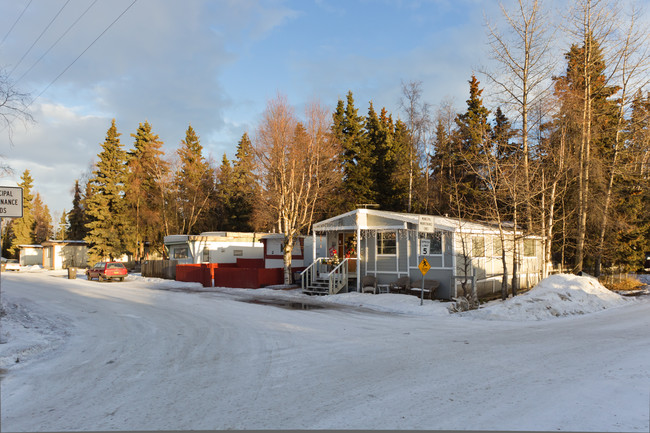 Wharton Mobile Home Park in Anchorage, AK - Building Photo - Building Photo