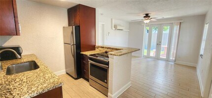 14026 E Parsley Dr in Madeira Beach, FL - Building Photo - Building Photo