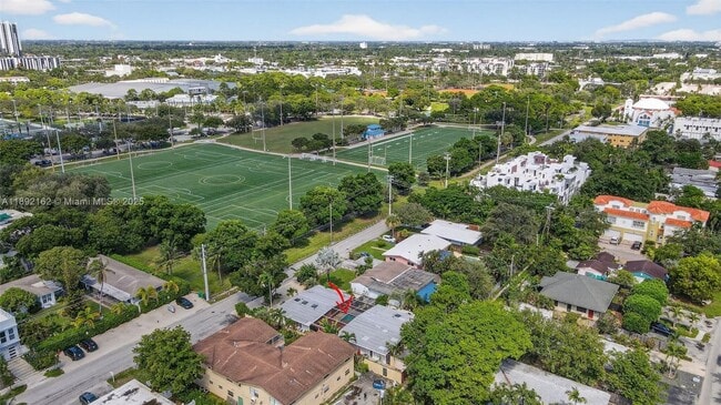 630 NE 14th Ave in Fort Lauderdale, FL - Building Photo - Building Photo