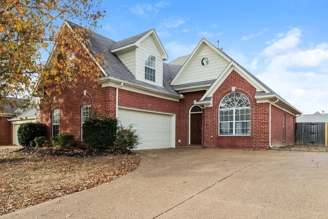 property at 11626 Evening Ridge Dr