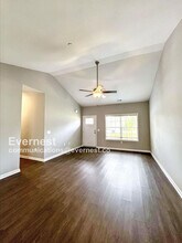 1009 Echo Rdg Rd in Columbia, TN - Foto de edificio - Building Photo