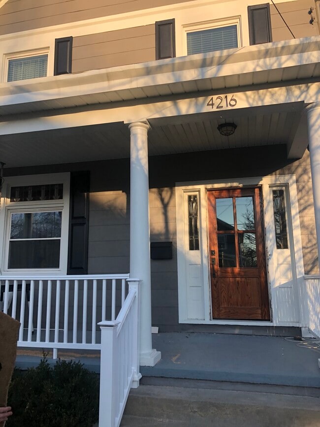 4216 32nd Ave in Cincinnati, OH - Building Photo - Building Photo