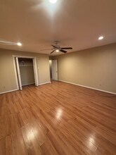 3745 Durango Dr in Dallas, TX - Building Photo - Building Photo