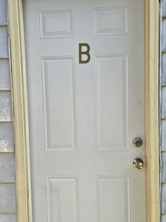 622 E 29th St, Unit B in Anderson, IN - Foto de edificio