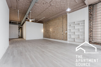 1621 N Kedzie Ave, Unit 1 in Chicago, IL - Building Photo - Building Photo