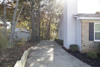 12300 Rock Canyon Dr in Charlotte, NC - Building Photo - Building Photo