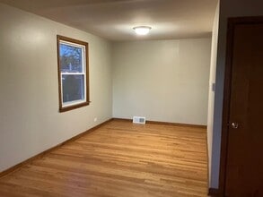 3614 Cleveland Ave in Brookfield, IL - Building Photo - Building Photo