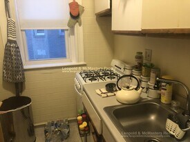 68 Woodstock Ave, Unit 3 in Boston, MA - Building Photo