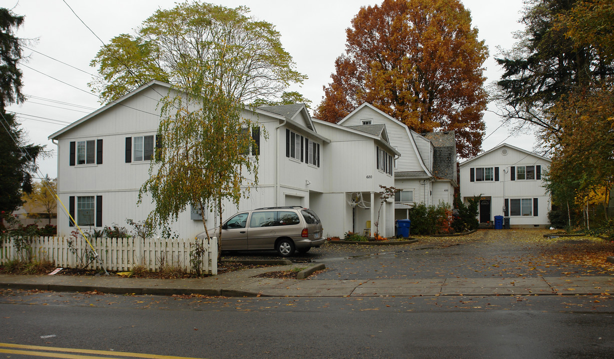 620-630 Browning Ave S in Salem, OR - Building Photo