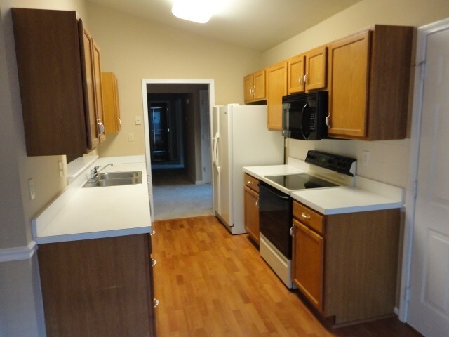1025 Still Point Dr in Winston-Salem, NC - Building Photo - Building Photo