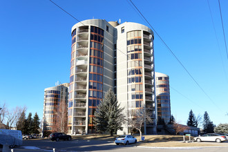 20 Coachway Rd SW in Calgary, AB - Building Photo - Building Photo