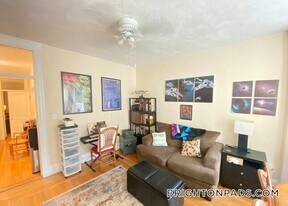 10 Lothian Rd in Boston, MA - Building Photo