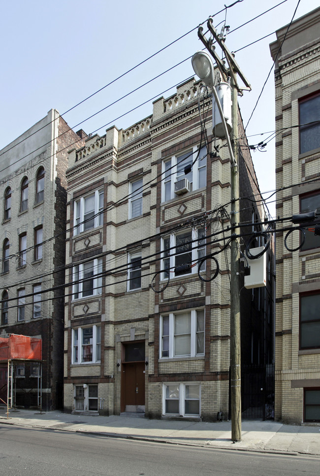 328 Baldwin Ave in Jersey City, NJ - Building Photo - Building Photo