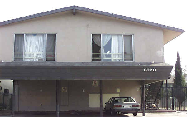 6320 Malabar St in Huntington Park, CA - Building Photo - Building Photo