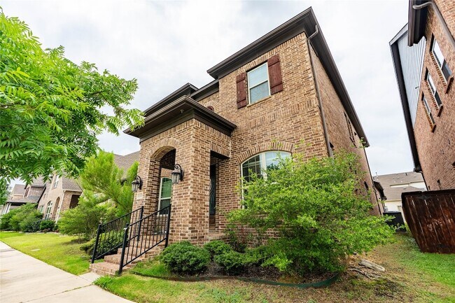 property at 1113 Peacock Blvd