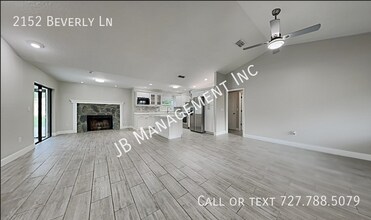 2152 Beverly Ln in Clearwater, FL - Building Photo - Building Photo