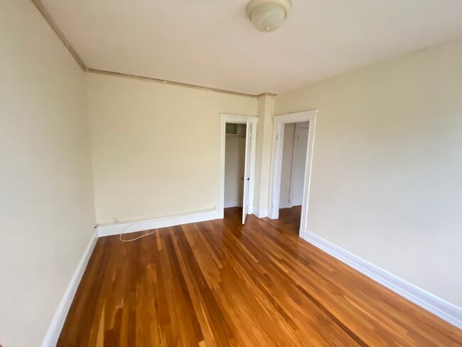 1156 Commonwealth Ave, Unit 34 in Boston, MA - Foto de edificio - Building Photo