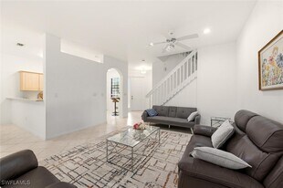 14978 Summit Pl Cir in Naples, FL - Building Photo