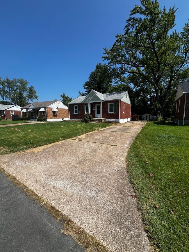 property at 1240 St Mark Dr