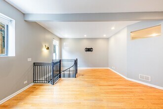 1519 W Thomas St in Chicago, IL - Building Photo - Building Photo