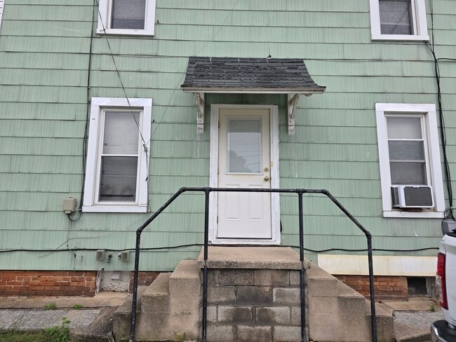 95 South St, Unit 2nd floor