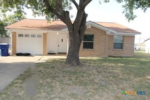 905 N 19th St, Unit A-351 in Copperas Cove, TX - Building Photo