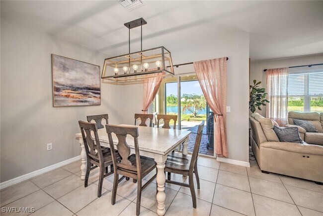 2711 Tarragona Ct in Cape Coral, FL - Building Photo - Building Photo