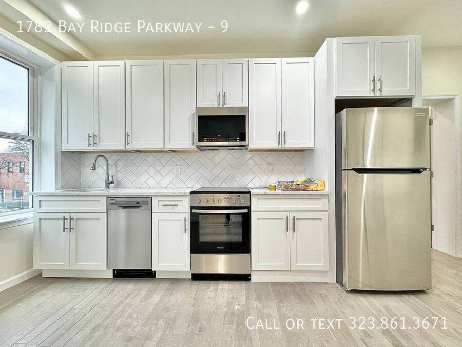 1782 Bay Ridge Pkwy in Brooklyn, NY - Building Photo