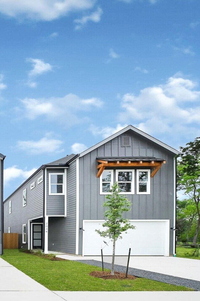 2034 Thonig Rd in Houston, TX - Building Photo - Building Photo