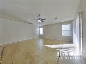 14131 W Corrine Dr in Surprise, AZ - Foto de edificio - Building Photo