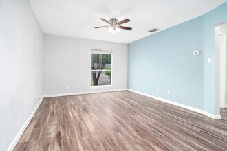 400 Rosewood in Boerne, TX - Foto de edificio - Interior Photo