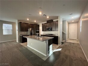 349 Wind Poppy St in Las Vegas, NV - Building Photo - Building Photo
