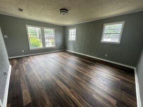 2756 Lillian St in Shreveport, LA - Building Photo - Building Photo