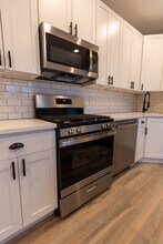 3553 N Hamlin Ave in Chicago, IL - Building Photo - Building Photo