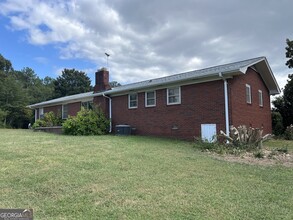 1866 E Main St in Royston, GA - Building Photo - Building Photo