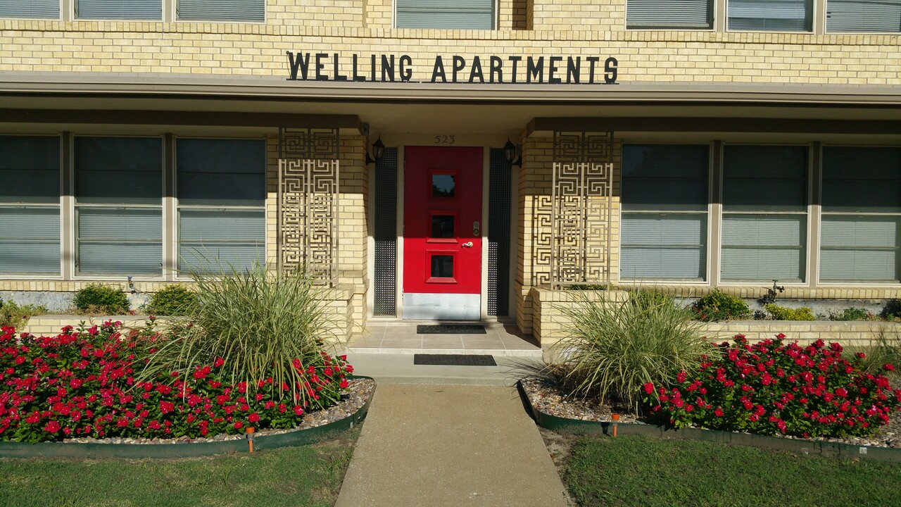 517 S Travis St in Sherman, TX - Building Photo