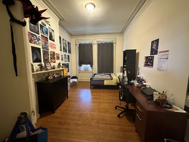 4047 Spruce St in Philadelphia, PA - Foto de edificio - Building Photo