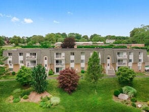 East Shore Apartment Homes in East Providence, RI - Building Photo - Building Photo