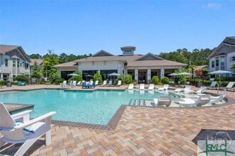 101 Spring Lakes Dr in Savannah, GA - Building Photo - Building Photo