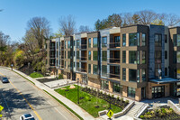 Terrazza in Wellesley, MA - Foto de edificio - Building Photo