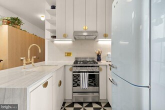 3022 R St NW in Washington, DC - Building Photo - Building Photo