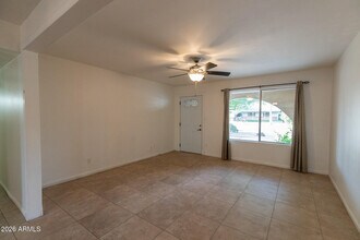 1887 E Watson Dr in Tempe, AZ - Building Photo - Building Photo