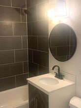 2520 W Vista Ave, Unit #D in Phoenix, AZ - Building Photo - Building Photo