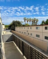 278 E Washington Blvd in Pasadena, CA - Building Photo