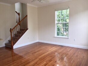 15 Alexander Ct in Jersey City, NJ - Building Photo - Building Photo