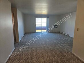 121 N Woodbridge St in Saginaw, MI - Building Photo - Building Photo