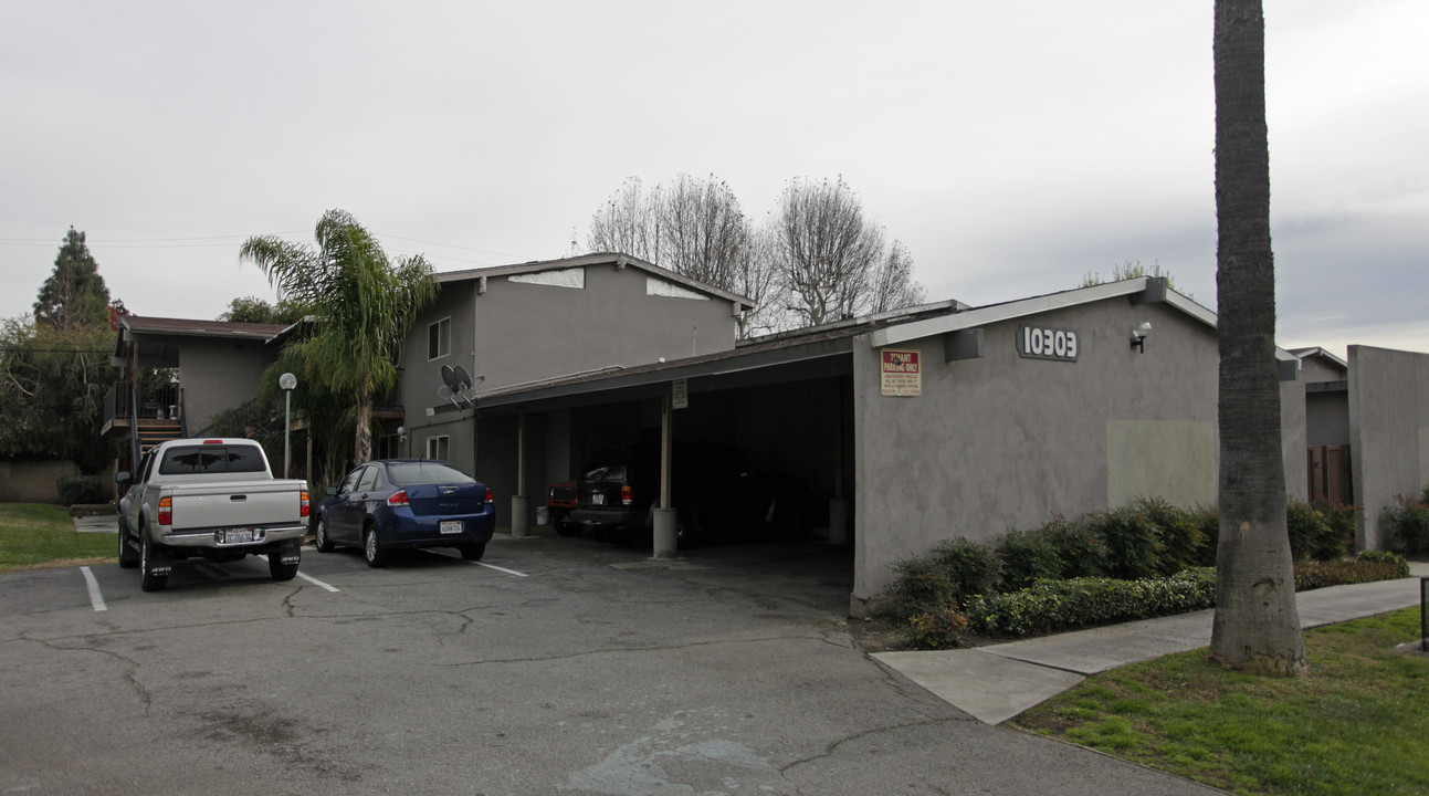 10303 Pradera Ave in Montclair, CA - Building Photo